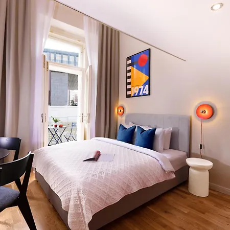 Turnkey I Wenceslas Square Premium Apartment