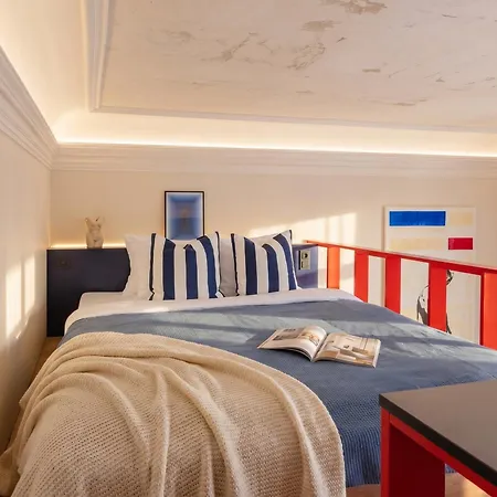 Turnkey I Wenceslas Square Premium شقة *