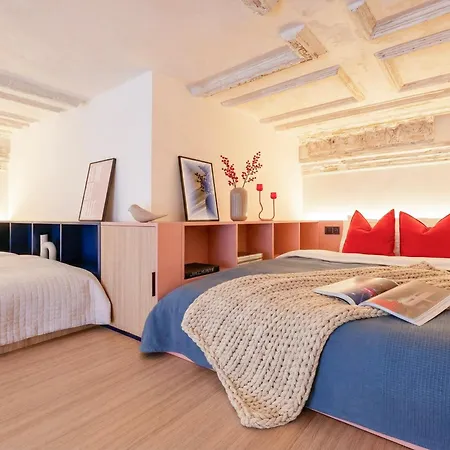 Turnkey I Wenceslas Square Premium * براغ