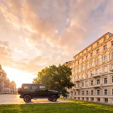 Turnkey I Wenceslas Square Premium