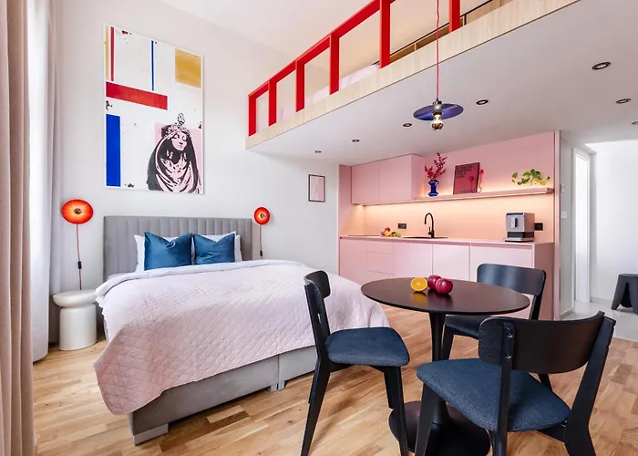 Turnkey I Wenceslas Square Premium * פראג