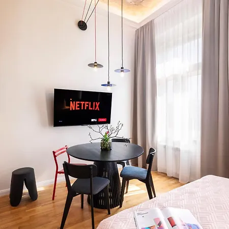 Turnkey I Wenceslas Square Premium Apartment